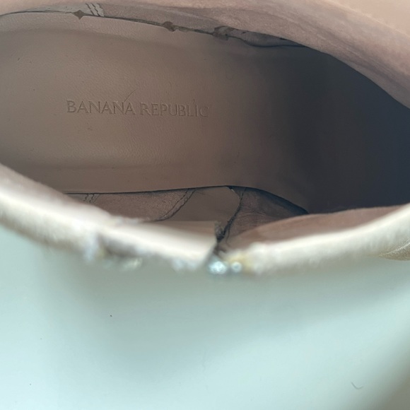 Banana Republic suede ankle boot - Picture 2 of 6